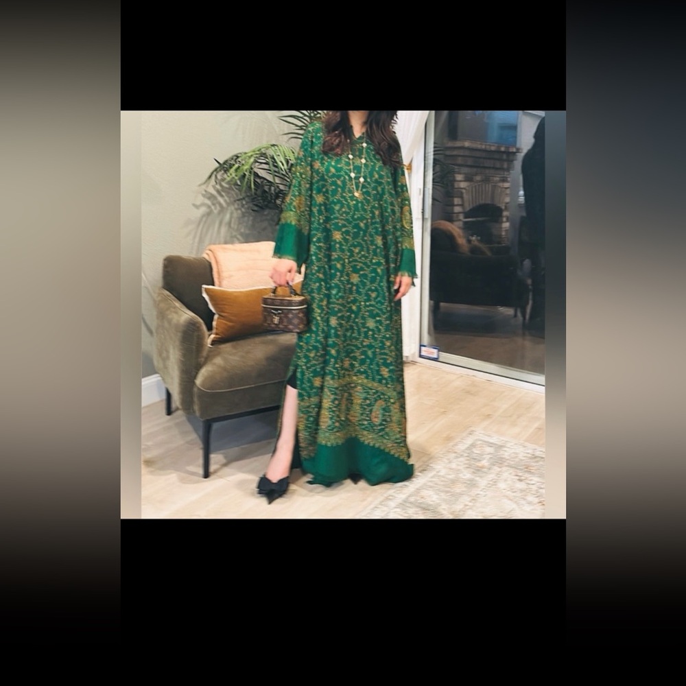 Green Shawl Kaftan - Pakistani dress